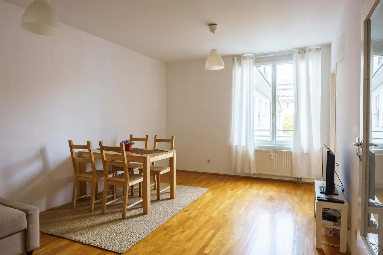 Vienna Living Apartments - Lerchenfelder Straße 0*,