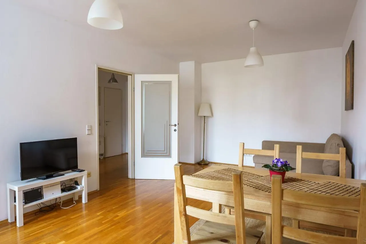 Vienna Living Apartments - Lerchenfelder Straße