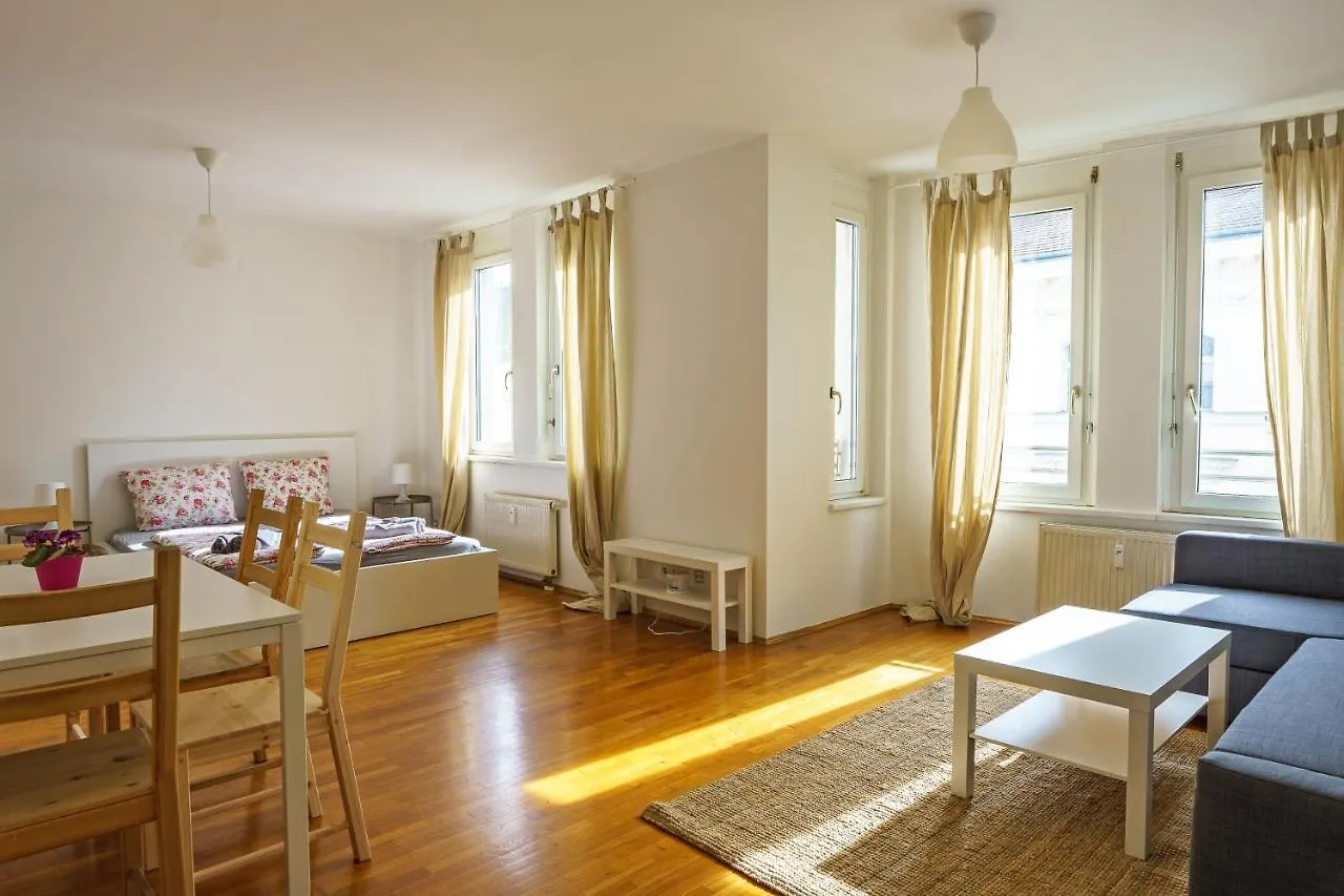 Vienna Living Apartments - Lerchenfelder Straße